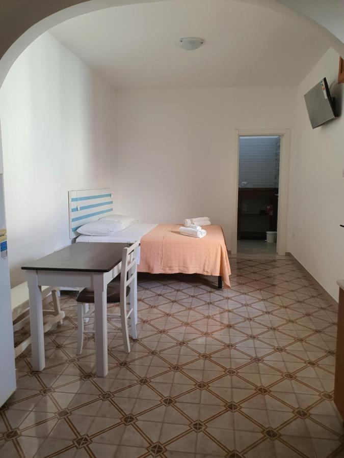 Lu Salentu White House Hotel Marina di Mancaversa Exterior photo
